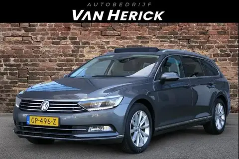 Annonce VOLKSWAGEN PASSAT Essence 2015 d'occasion 