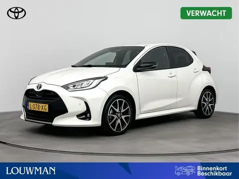 Used TOYOTA YARIS Hybrid 2021 Ad 