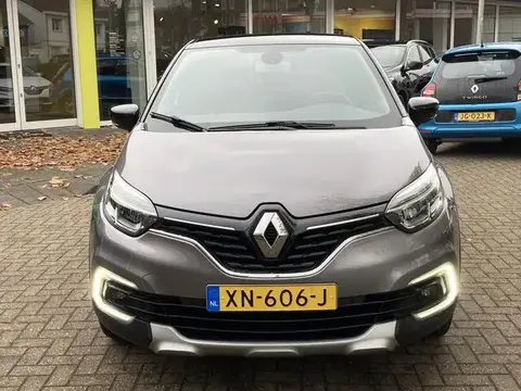 Used RENAULT CAPTUR Petrol 2018 Ad 