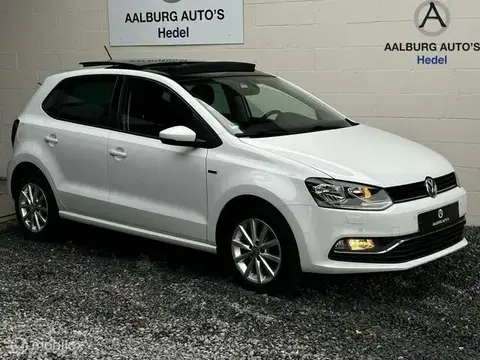 Used VOLKSWAGEN POLO Petrol 2015 Ad 