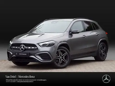 Used MERCEDES-BENZ CLASSE GLA Hybrid 2024 Ad 