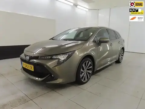 Used TOYOTA COROLLA Hybrid 2022 Ad 