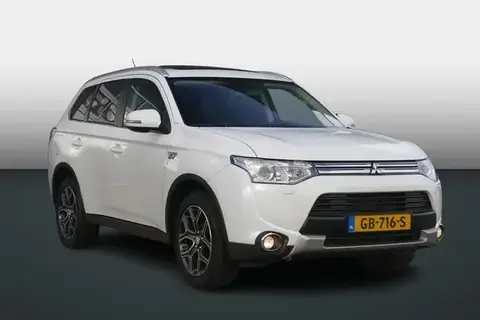 Used MITSUBISHI OUTLANDER Hybrid 2015 Ad 