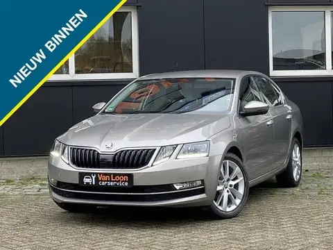 Annonce SKODA OCTAVIA Essence 2017 d'occasion 