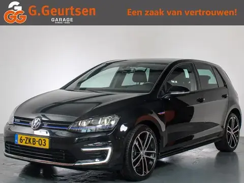 Used VOLKSWAGEN GOLF Hybrid 2015 Ad 