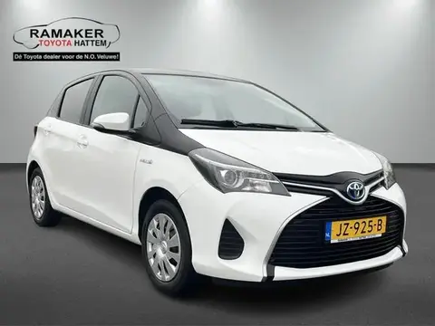 Used TOYOTA YARIS Hybrid 2016 Ad 