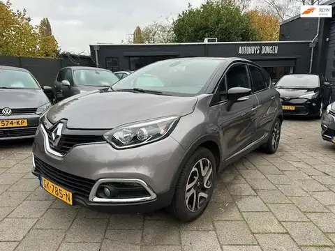 Used RENAULT CAPTUR Petrol 2015 Ad 