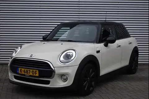 Used MINI COOPER Petrol 2017 Ad 