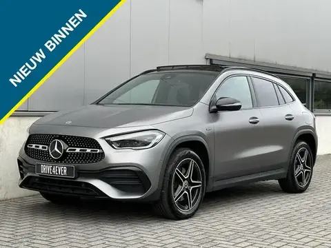 Annonce MERCEDES-BENZ CLASSE GLA Hybride 2021 d'occasion 