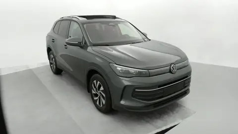 VOLKSWAGEN TIGUAN Hybrid 2024 Leasing ad 