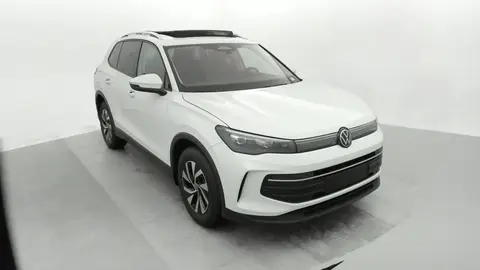 New VOLKSWAGEN TIGUAN Hybrid 2024 ad 