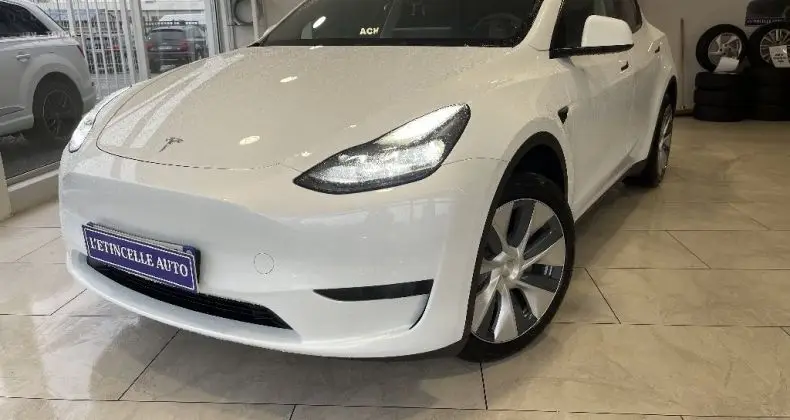 Photo 1 : Tesla Model Y 2022 Électrique