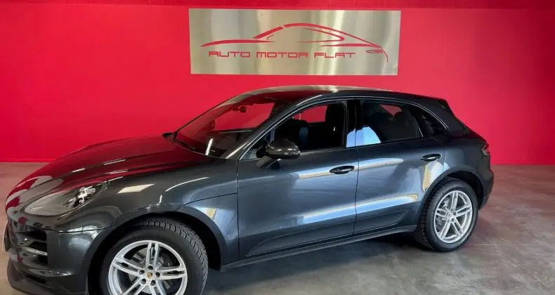 Photo 1 : Porsche Macan 2019 Petrol