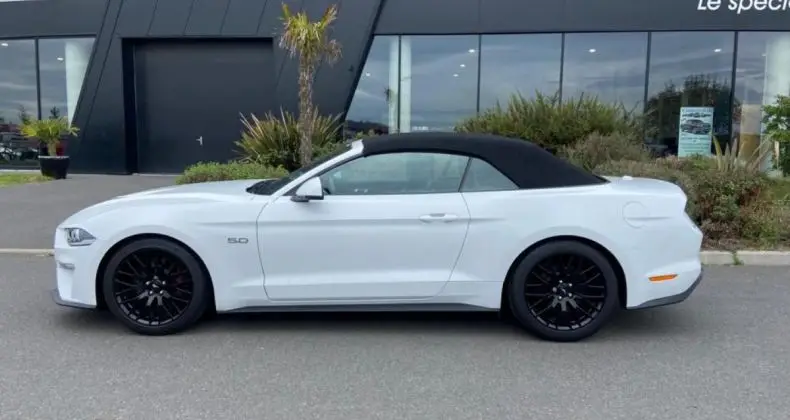 Photo 1 : Ford Mustang 2019 Essence