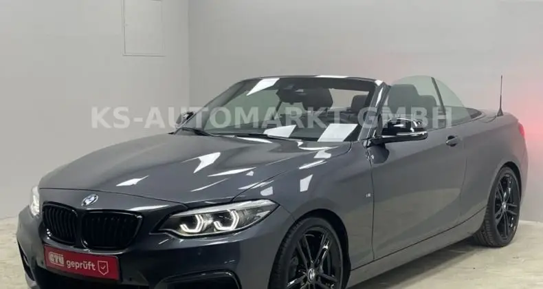 Photo 1 : Bmw M2 2019 Essence