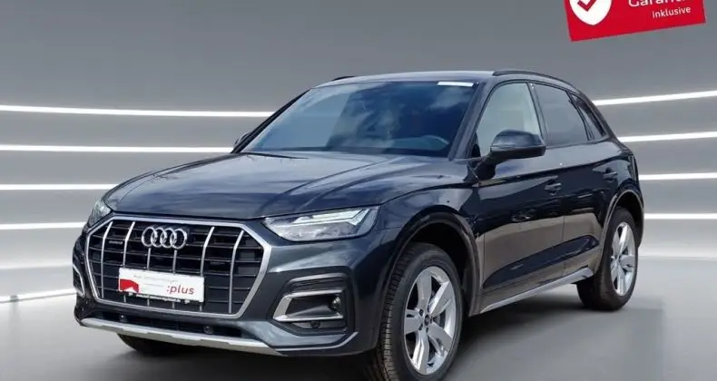 Photo 1 : Audi Q5 2022 Hybrid