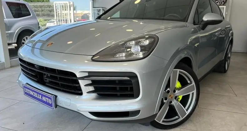 Photo 1 : Porsche Cayenne 2022 Hybrid