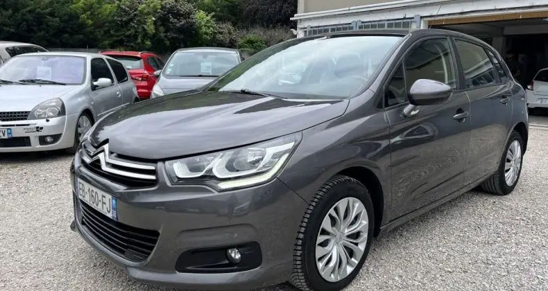 Photo 1 : Citroen C4 2016 Essence