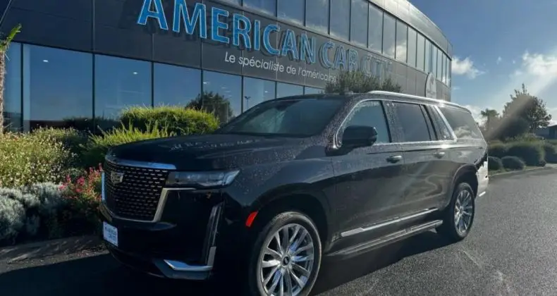 Photo 1 : Cadillac Escalade 2023 Petrol