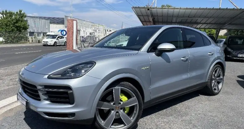 Photo 1 : Porsche Cayenne 2022 Hybrid