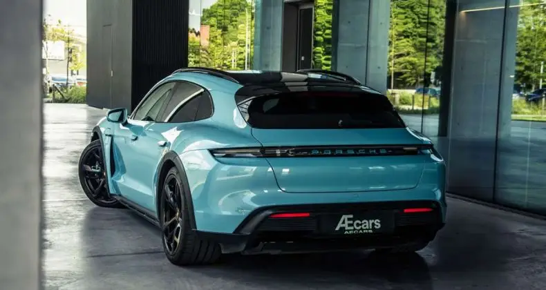 Photo 1 : Porsche Taycan 2022 Électrique