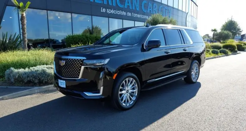 Photo 1 : Cadillac Escalade 2023 Petrol