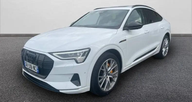 Photo 1 : Audi E-tron 2023 Électrique