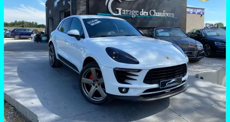 Photo 1 : Porsche Macan 2016 Essence