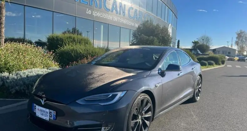 Photo 1 : Tesla Model S 2020 Électrique