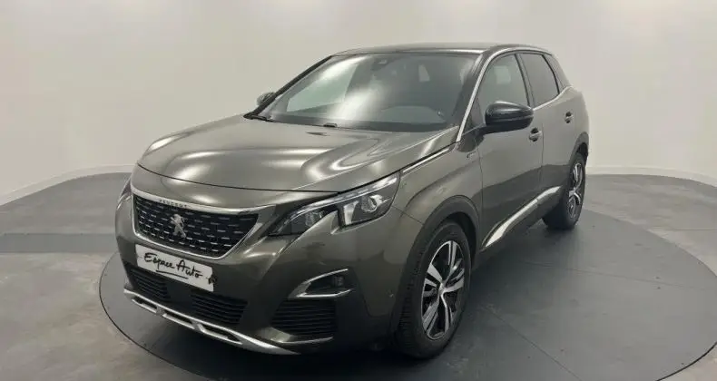 Photo 1 : Peugeot 3008 2018 Essence