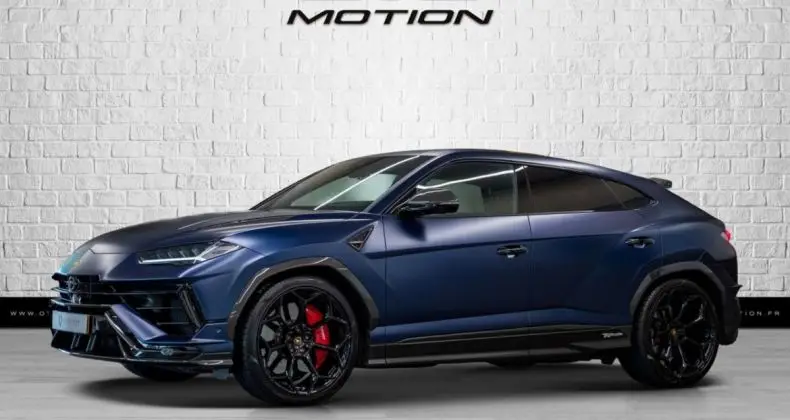 Photo 1 : Lamborghini Urus 2023 Petrol