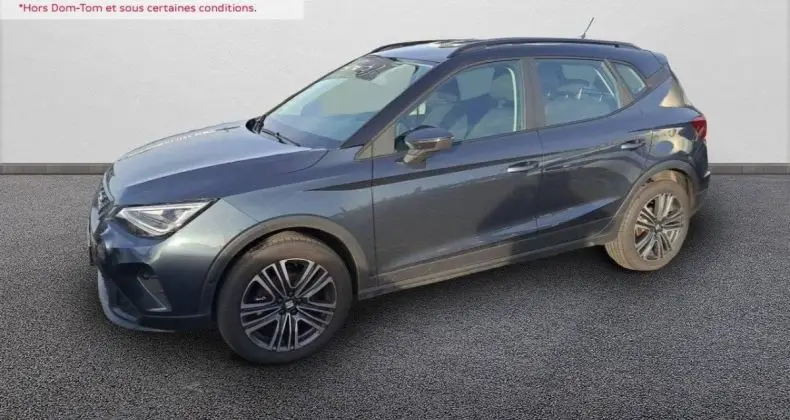 Photo 1 : Seat Arona 2023 Petrol