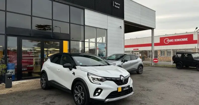 Photo 1 : Renault Captur 2022 Hybride