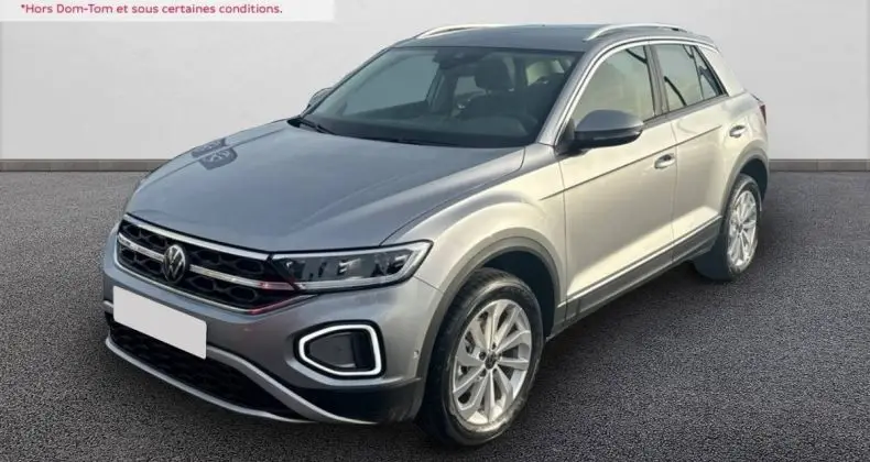 Photo 1 : Volkswagen T-roc 2023 Essence