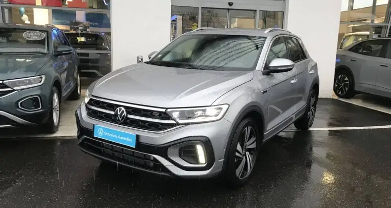 Photo 1 : Volkswagen T-roc 2023 Petrol