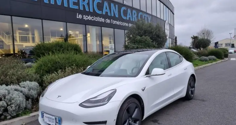 Photo 1 : Tesla Model 3 2019 Electric