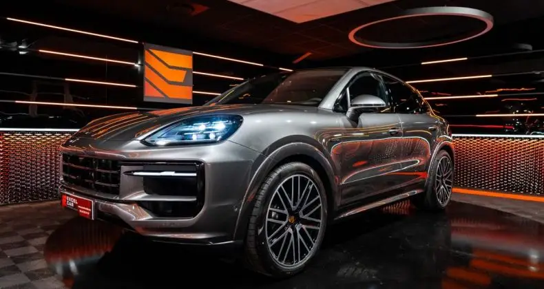 Photo 1 : Porsche Cayenne 2024 Hybrid