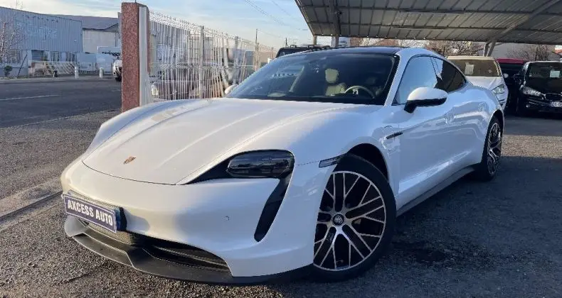 Photo 1 : Porsche Taycan 2021 Electric