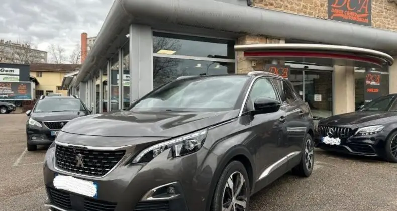 Photo 1 : Peugeot 3008 2018 Essence