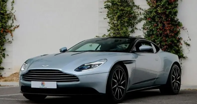 Photo 1 : Aston Martin Db11 2017 Essence