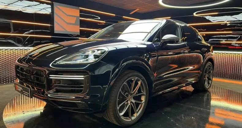 Photo 1 : Porsche Cayenne 2021 Hybrid