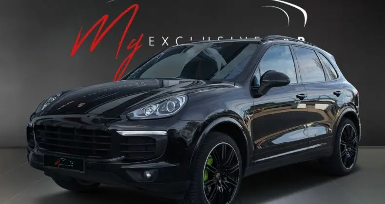 Photo 1 : Porsche Cayenne 2016 Petrol