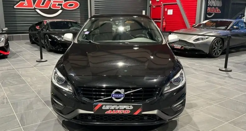 Photo 1 : Volvo S60 2016 Petrol