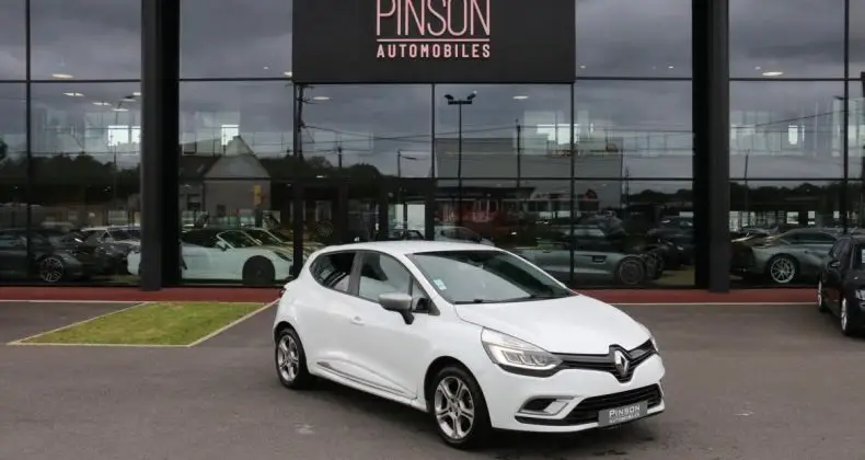 Photo 1 : Renault Clio 2017 Essence