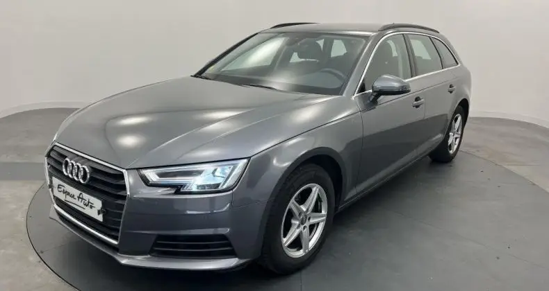 Photo 1 : Audi A4 2019 Diesel