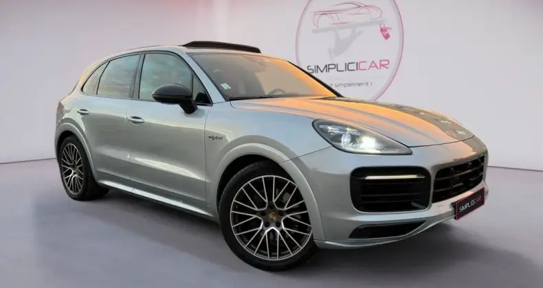 Photo 1 : Porsche Cayenne 2021 Hybride