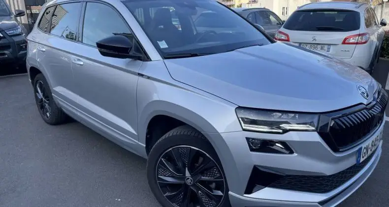 Photo 1 : Skoda Karoq 2022 Petrol