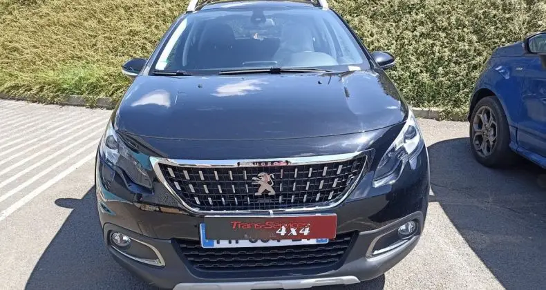 Photo 1 : Peugeot 2008 2019 Petrol