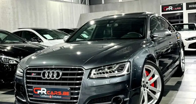 Photo 1 : Audi S8 2017 Petrol