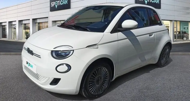 Photo 1 : Fiat 500 2022 Electric